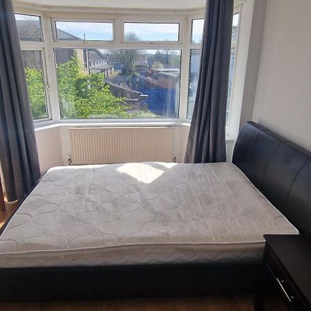 Ritz Place 3 Northolt  Kültér fotó