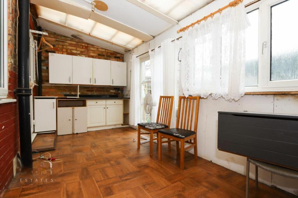 Ritz Place 3 Northolt  Kültér fotó