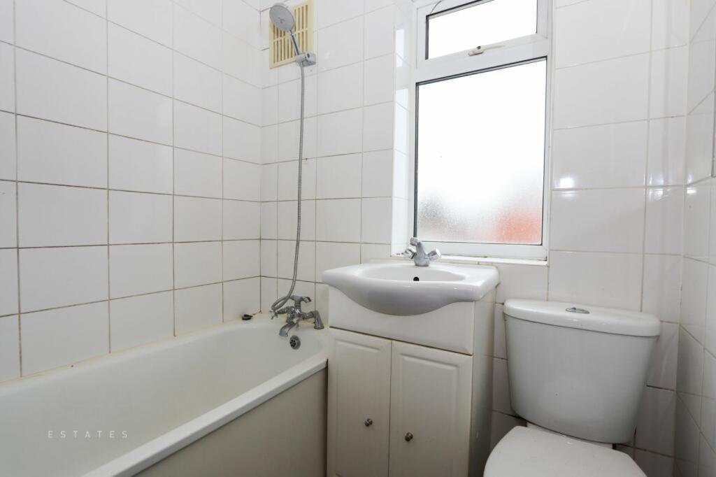 Ritz Place 3 Northolt  Kültér fotó